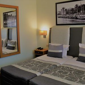 Private Bathroom Twin Room